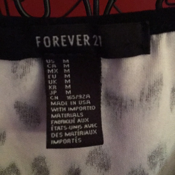 Forever 21 top☀️☀️ - Picture 2 of 2